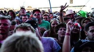 Crystal Fighters bei Rock am Ring 2014 - rar14 crystal fighters-9518.jpg-131395