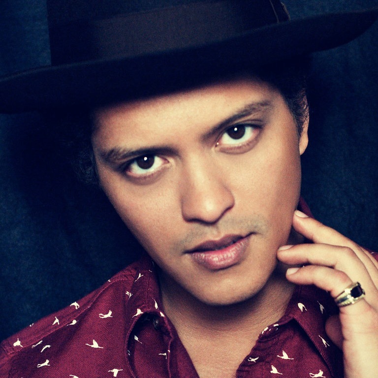 Grenade – Bruno Mars (Foto: Warner Music)