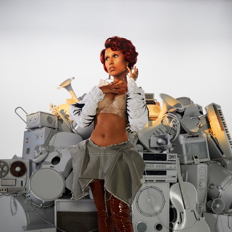 Raye (Foto: Callum Walker Hutchinson)