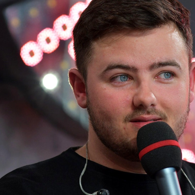 Declan J Donovan beim Star-Talk beim New Pop Festival 2019 (Foto: SWR3)