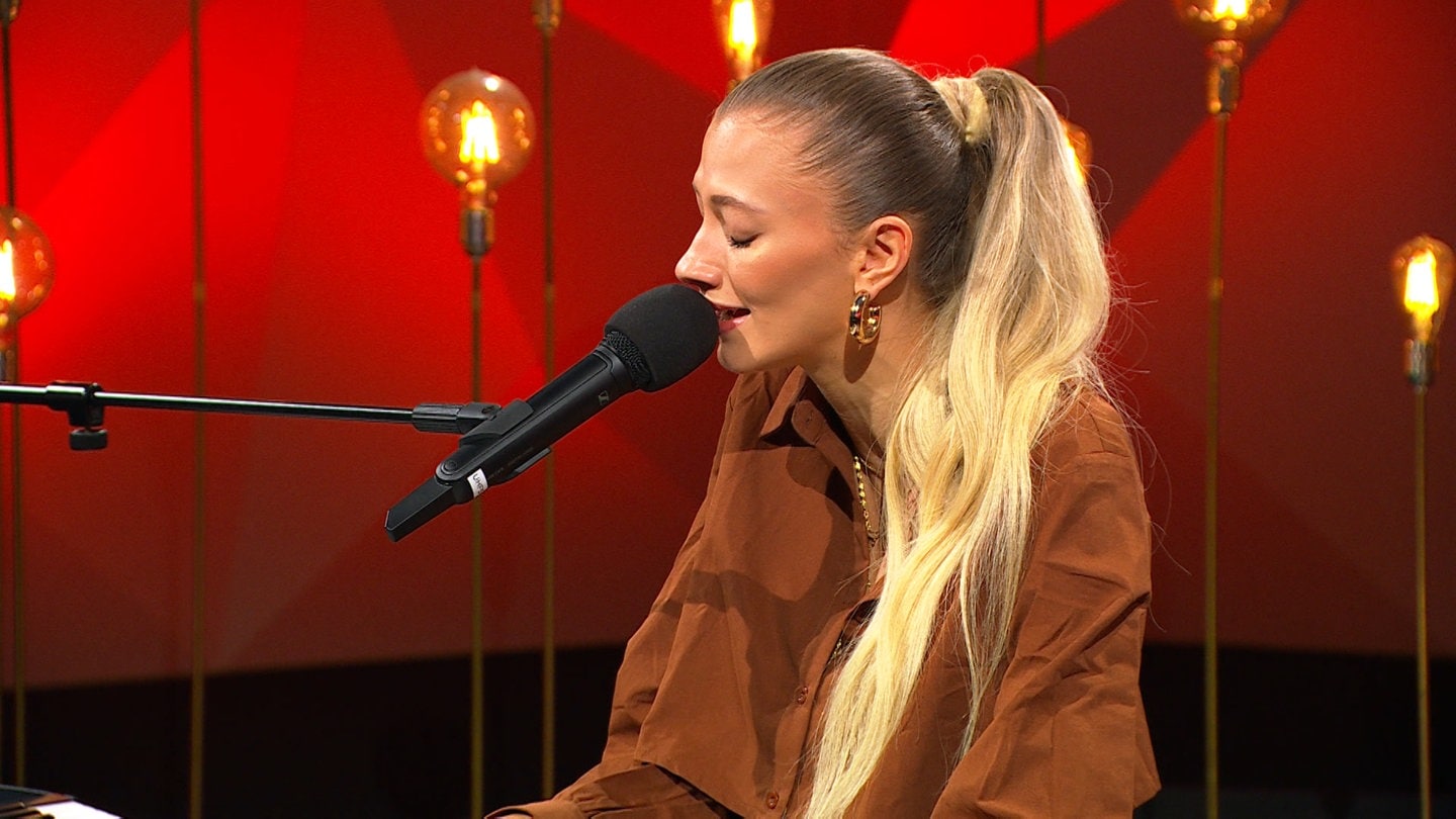 Leony: White Lies (Vize & Tokio Hotel Cover) (Foto: SWR)