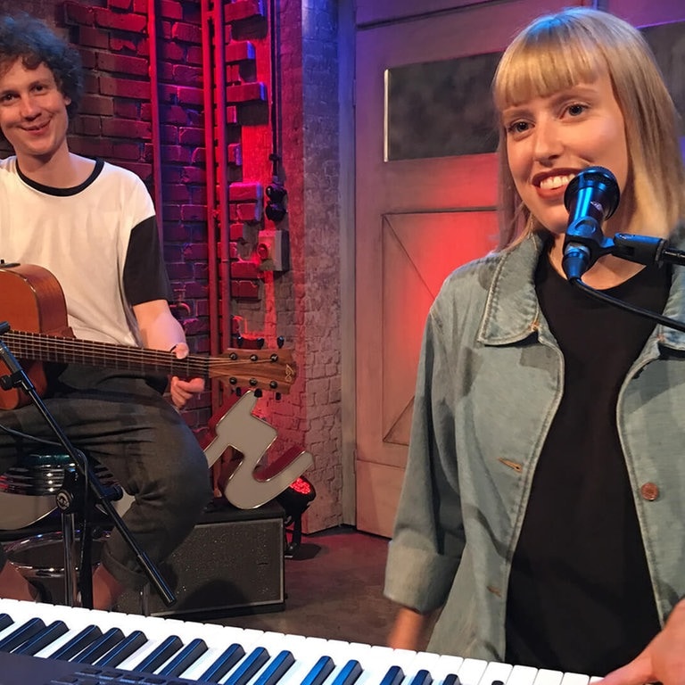 LEA spielt unplugged im SWR3-Studio