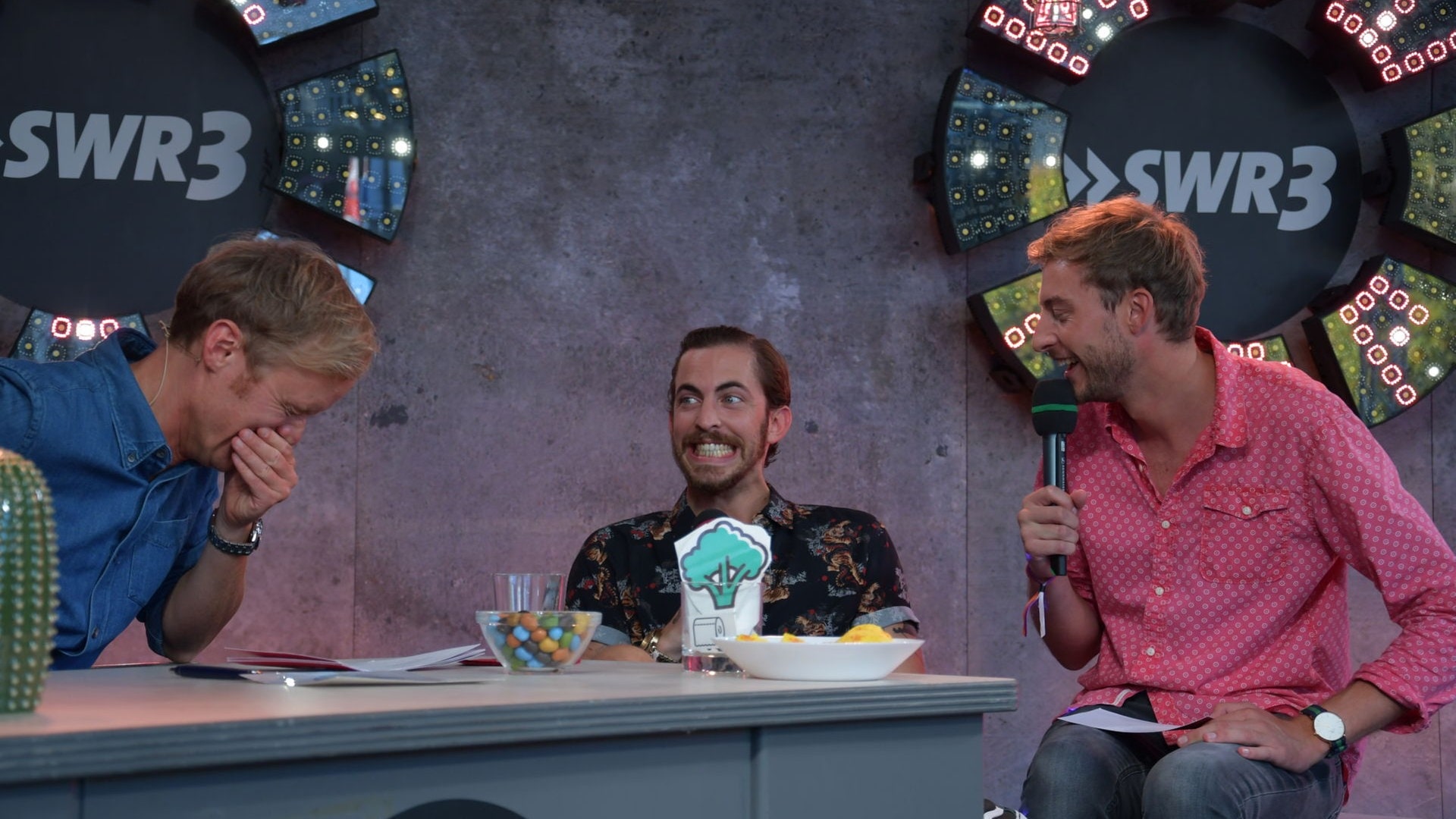 Foto: SWR3 Dennis Lloyd beim Star-Talk beim New Pop Festival 2019 (Foto: SWR3)