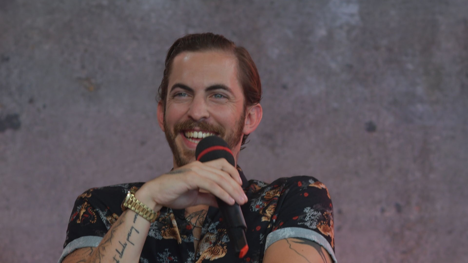 Foto: SWR3 Dennis Lloyd beim Star-Talk beim New Pop Festival 2019 (Foto: SWR3)