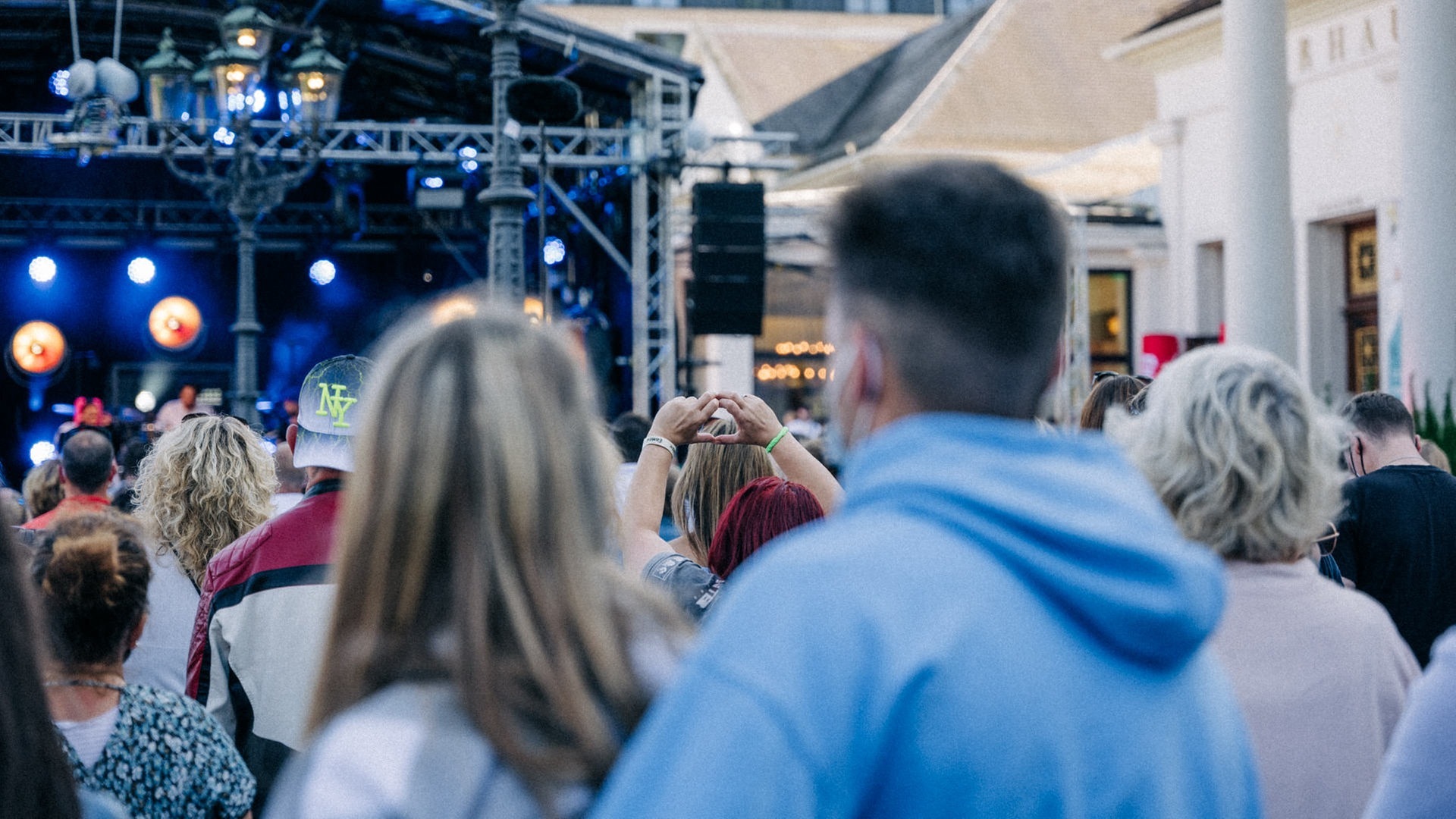 Foto: SWR3, Niko Neithardt Zoe Wees beim New Pop in Baden-Baden (Foto: SWR3, Niko Neithardt)