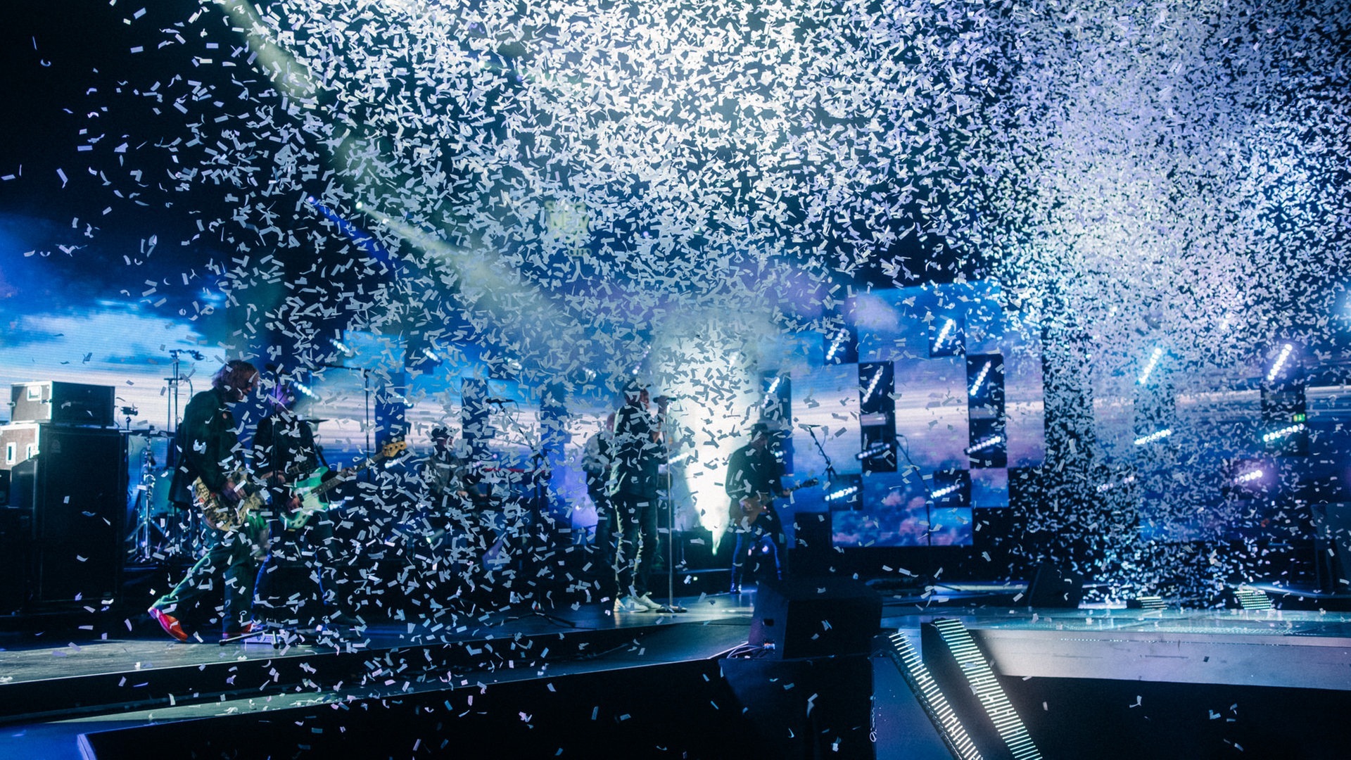 Foto: SWR3, DNA-Collective Fury in the Slaughterhouse haben den Pioneer of Pop-Award beim SWR3 New Pop Special von Thees Uhlmann überreicht bekommen (Foto: SWR3, DNA-Collective)