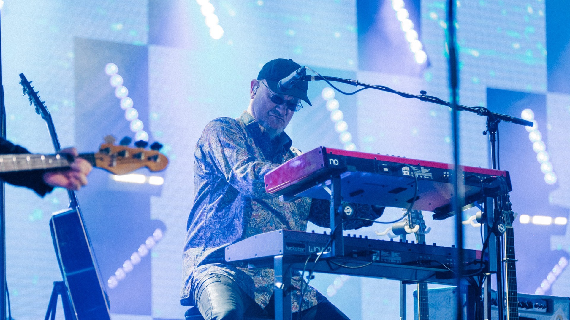 Foto: SWR3, DNA-Collective Fury in the Slaughterhouse haben den Pioneer of Pop-Award beim SWR3 New Pop Special von Thees Uhlmann überreicht bekommen (Foto: SWR3, DNA-Collective)