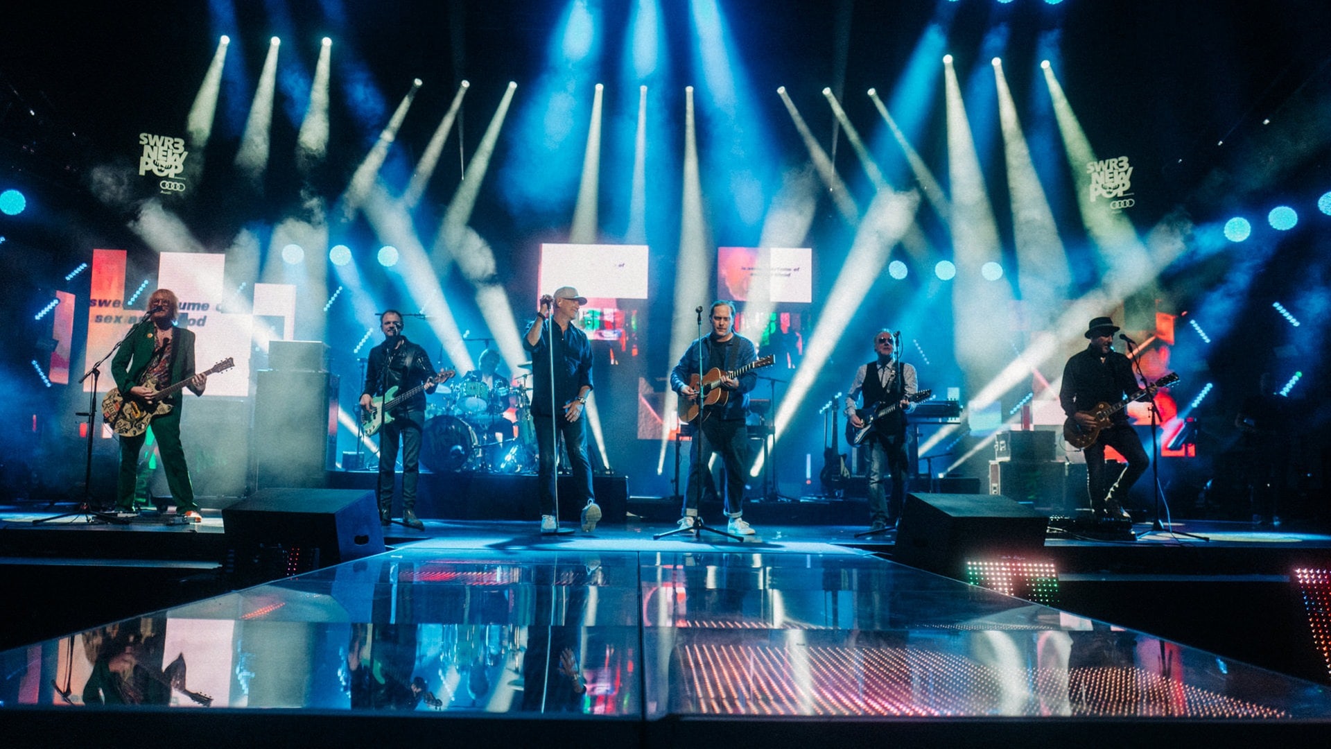 Foto: SWR3, DNA-Collective Fury in the Slaughterhouse haben den Pioneer of Pop-Award beim SWR3 New Pop Special von Thees Uhlmann überreicht bekommen (Foto: SWR3, DNA-Collective)