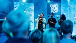 Hamzaa rockt die Unplugged-Bühne