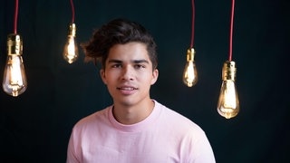 Alex Aiono beim SWR3 New Pop Festival 2017 (Foto: SWR3) Alex Aiono beim SWR3 New Pop Festival 2017