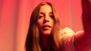 Jade Bird ist Unplugged-Act beim SWR3 New Pop Festival 2019