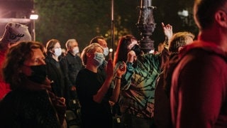 Niko Neithardt (Foto: SWR, New Pop 2021: Das was das Konzert von Wrabel im Kurgarten.) Niko Neithardt