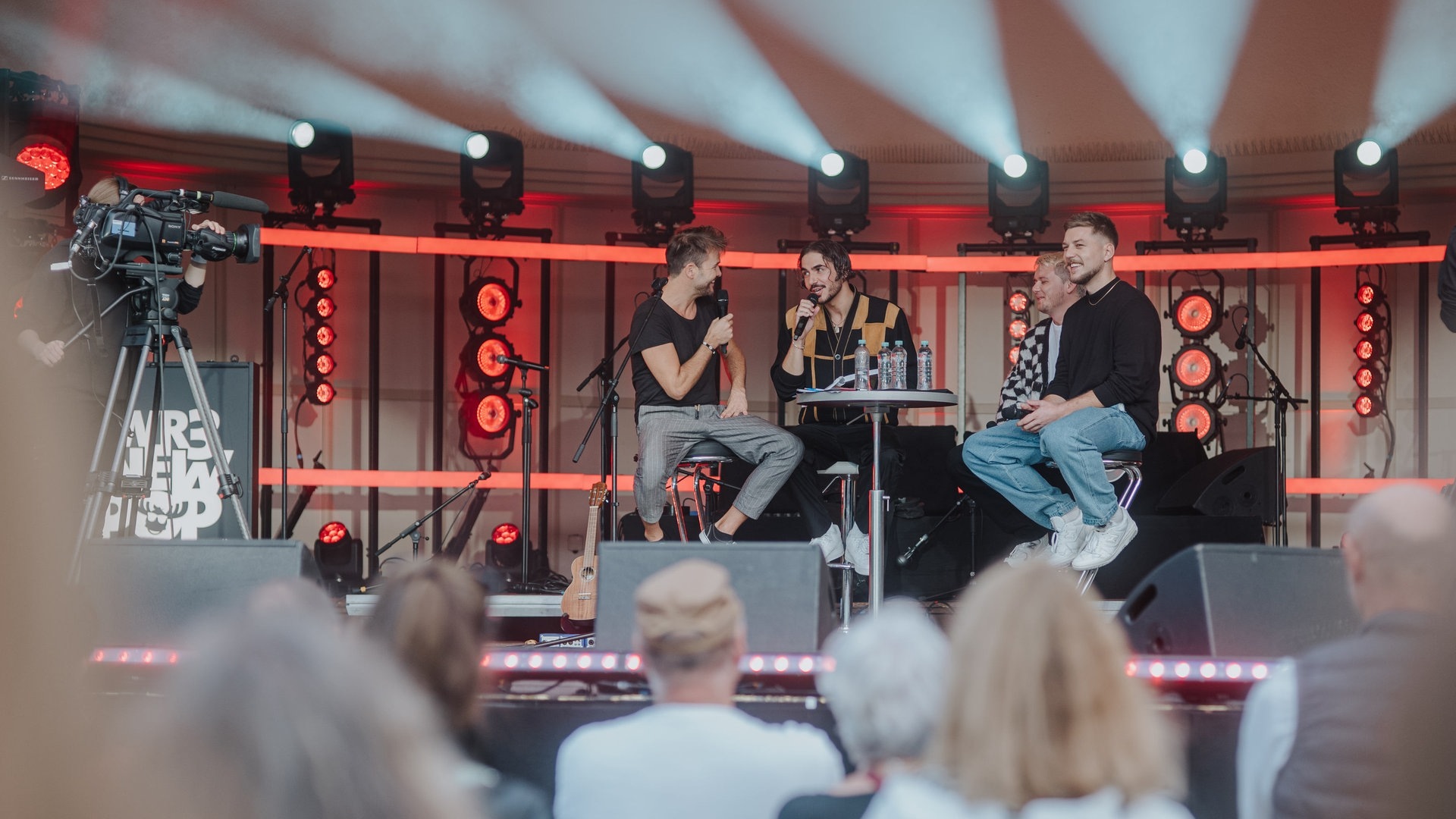 Foto: SWR, Ronny Zimmermann ClockClock auf der Livebühne beim SWR3 New Pop Festival 2022 (Foto: SWR, Ronny Zimmermann)