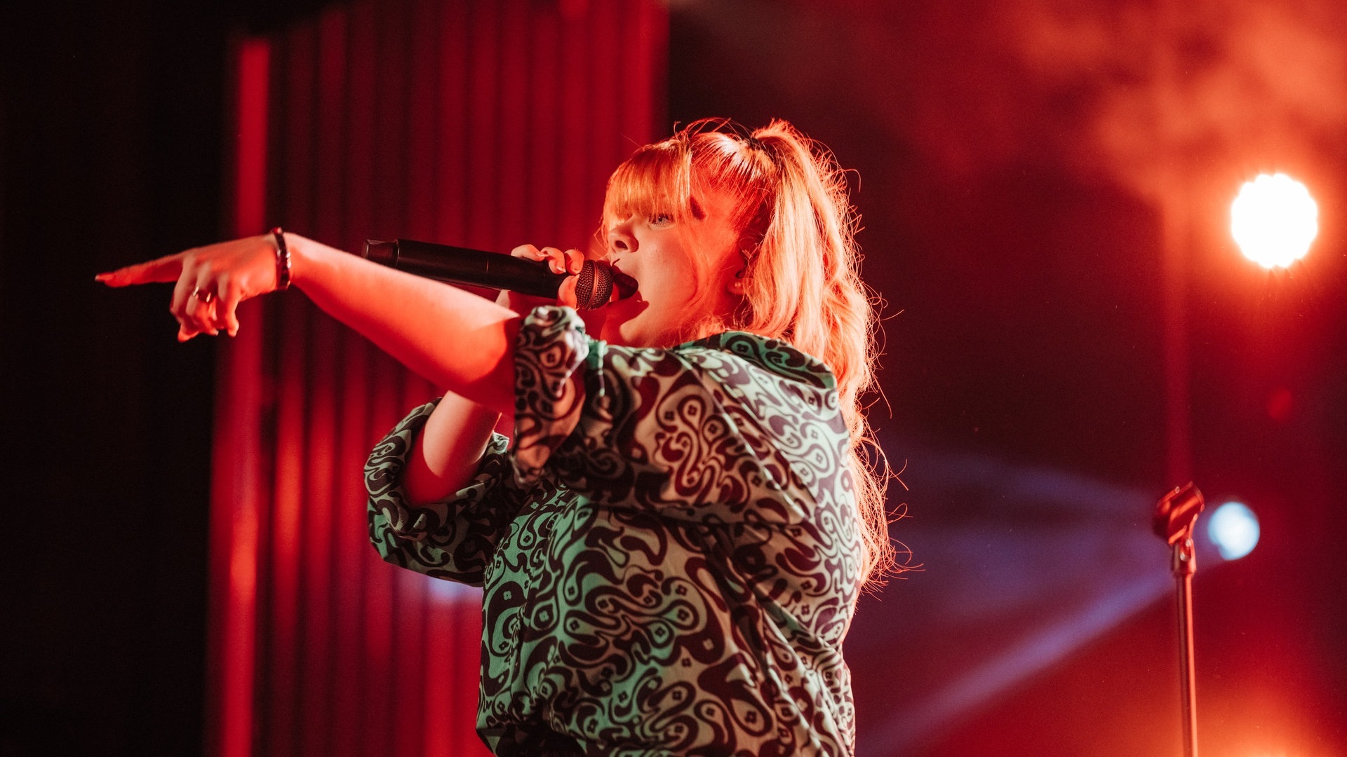 Loi am New Pop Festival 2023 (Foto: SWR3, Niko Neithardt)