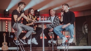 ClockClock auf der Livebühne beim SWR3 New Pop Festival 2022 (Foto: SWR, Ronny Zimmermann) ClockClock auf der Livebühne beim SWR3 New Pop Festival 2022