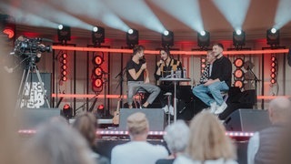 ClockClock auf der Livebühne beim SWR3 New Pop Festival 2022 (Foto: SWR, Ronny Zimmermann) ClockClock auf der Livebühne beim SWR3 New Pop Festival 2022