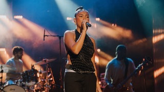 Joy Crookes' Konzert beim SWR3 New Pop Festival 2022 (Foto: SWR, Ronny Zimmermann) Joy Crookes' Konzert beim SWR3 New Pop Festival 2022