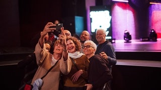Besucherinnen und Besucher auf dem New Pop Festival 2024. (Foto: SWR3, Adrian Walter) Besucherinnen und Besucher auf dem New Pop Festival 2024.
