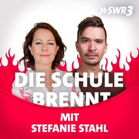 Stefanie Stahl und Bob Blume vor Flammen (Foto: SWR3)