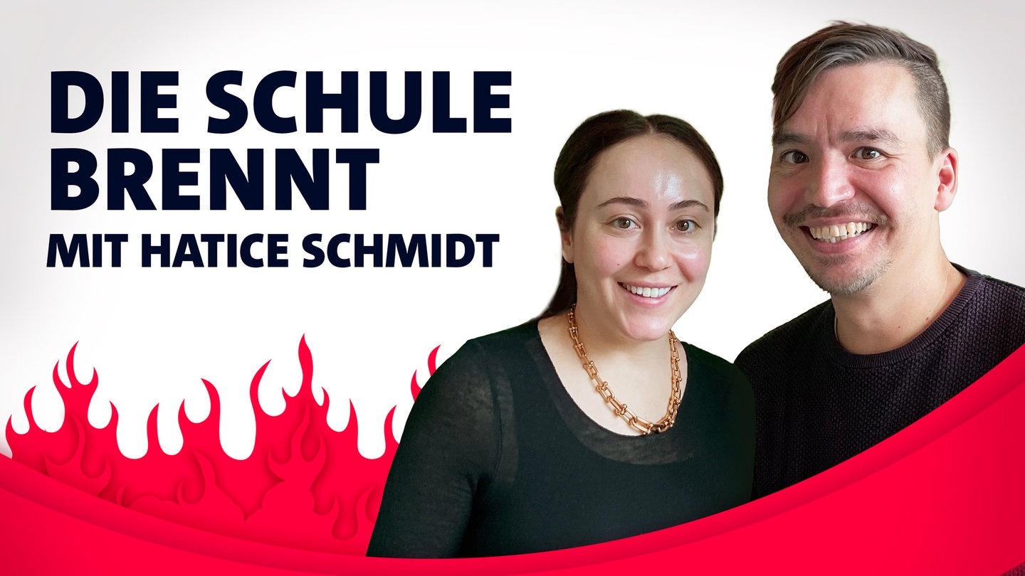 Foto: SWR3 Hatice Schmidt und Bob Blume vor Flammen (Foto: SWR3)