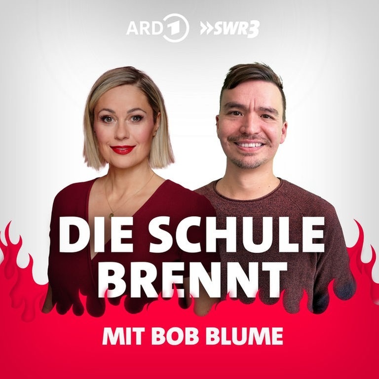 Ruth Moschner und Bob Blume vor Flammen (Foto: SWR3)