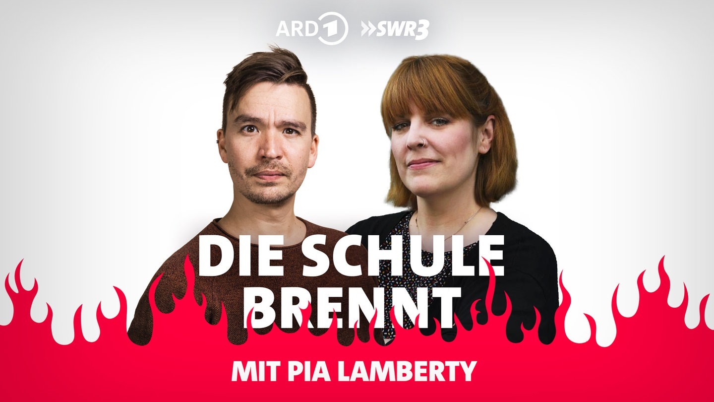 Foto: SWR3 Pia Lamberty und Bob Blume vor Flammen (Foto: SWR3)