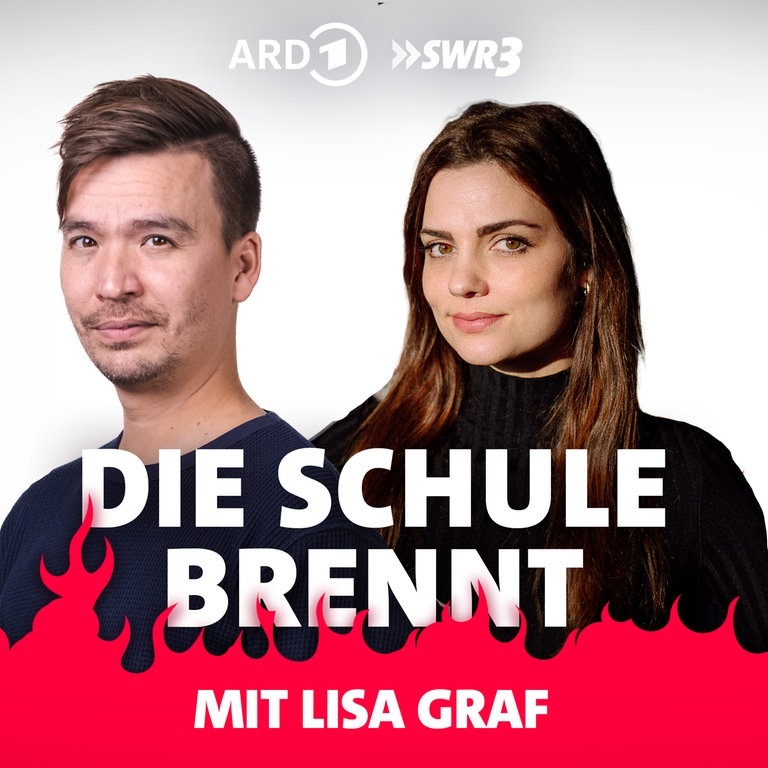Lisa Graf und Bob Blume vor Flammen (Foto: SWR3)