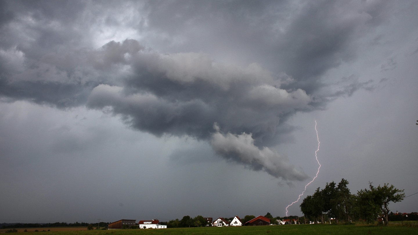 Foto: picture-alliance / Reportdienste, Picture Alliance gewitter (Foto: picture-alliance / Reportdienste, Picture Alliance)
