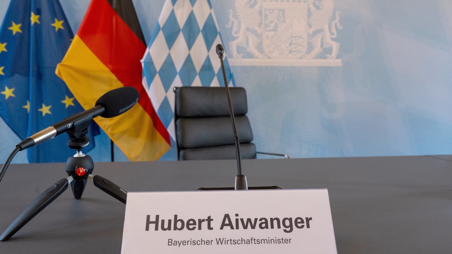 Foto: picture-alliance / Reportdienste, Picture Alliance Aiwanger (Foto: picture-alliance / Reportdienste, Picture Alliance)