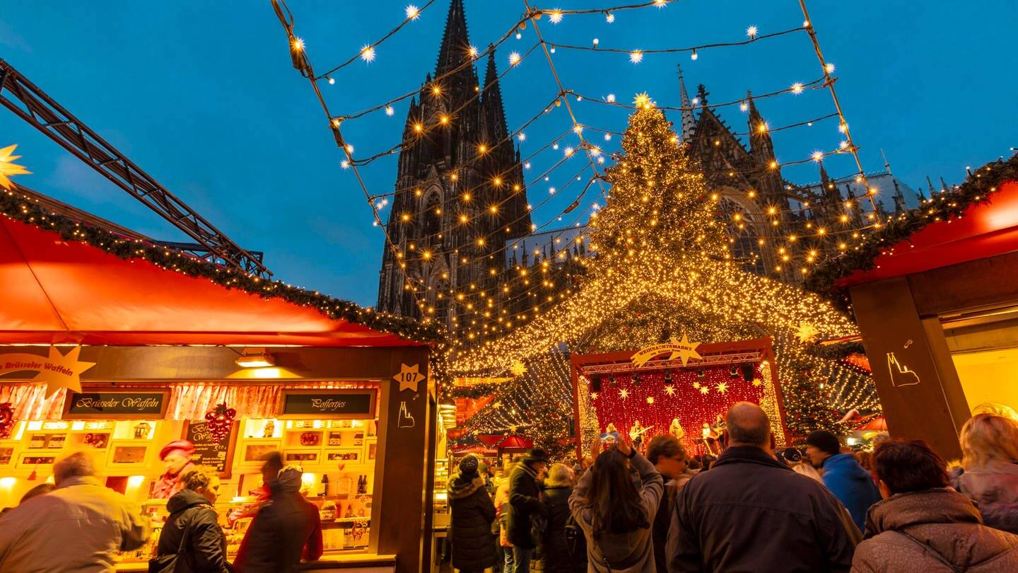 Techno-Weihnachtsmarkt in Köln (Foto: picture-alliance / Reportdienste, Neil Farrin)