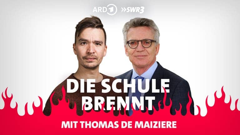 Thomas de Maizière und Bob Blume vor Flammen (Foto: SWR3)