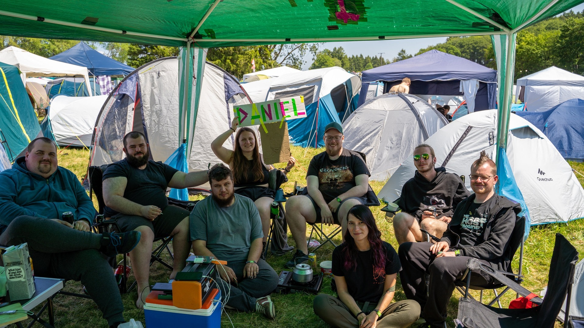 Foto: SWR3, SWR3 / Ronny Krautz Ein Camp am Mittag (Foto: SWR3, SWR3 / Ronny Krautz)
