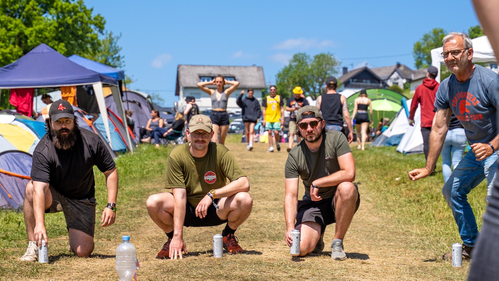 Foto: SWR3, SWR3 / Ronny Krautz 4 Männer beim Bierball (Foto: SWR3, SWR3 / Ronny Krautz)