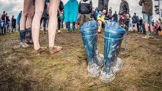 Schlamm und happy People bei Rock am Ring - RON_8736.jpg-97591 (Foto: SWR DASDING) Schlamm und happy People bei Rock am Ring - RON_8736.jpg-97591