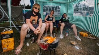 Heiße Küsse und viel Bier – so war Tag 1 (Foto: SWR / Ronny Zimmermann) Heiße Küsse und viel Bier – so war Tag 1