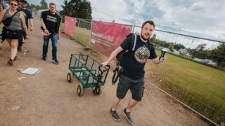 Heiße Küsse und viel Bier – so war Tag 1 (Foto: SWR / Ronny Zimmermann) Heiße Küsse und viel Bier – so war Tag 1