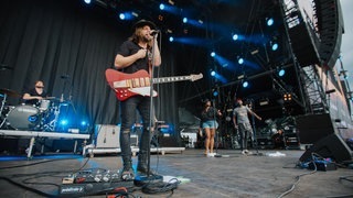 Welshly Arms rocken die Bühne (Foto: SWR / Ronny Zimmermann) Welshly Arms rocken die Bühne