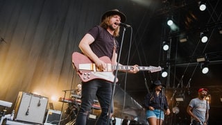 Welshly Arms rocken die Bühne (Foto: SWR / Ronny Zimmermann) Welshly Arms rocken die Bühne