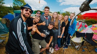 Rock 'n' Roll auf dem Campingplatz (Foto: SWR / Ronny Zimmermann) Rock 'n' Roll auf dem Campingplatz