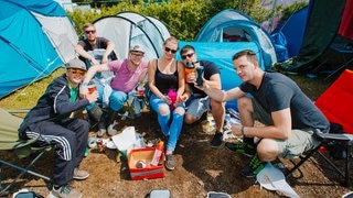 Rock 'n' Roll auf dem Campingplatz (Foto: SWR / Ronny Zimmermann) Rock 'n' Roll auf dem Campingplatz