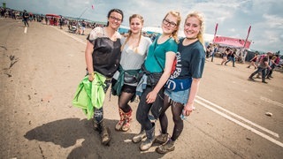 Eine große Matsch-Familie bei Rock am Ring - RON_9249.jpg-97906 (Foto: DASDING / Ronny Zimmermann) Eine große Matsch-Familie bei Rock am Ring - RON_9249.jpg-97906