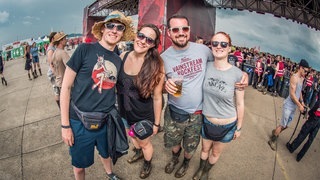 Doors Open: Die Crowd hat Bock auf Rock am Ring! - RON_8675.jpg-97412 (Foto: DASDING / Ronny Zimmermann) Doors Open: Die Crowd hat Bock auf Rock am Ring! - RON_8675.jpg-97412