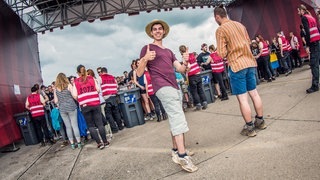 Doors Open: Die Crowd hat Bock auf Rock am Ring! - RON_8666.jpg-97435 (Foto: DASDING / Ronny Zimmermann) Doors Open: Die Crowd hat Bock auf Rock am Ring! - RON_8666.jpg-97435