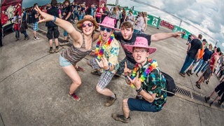 Doors Open: Die Crowd hat Bock auf Rock am Ring! - RON_8683.jpg-97416 (Foto: DASDING / Ronny Zimmermann) Doors Open: Die Crowd hat Bock auf Rock am Ring! - RON_8683.jpg-97416