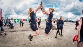Doors Open: Die Crowd hat Bock auf Rock am Ring! - RON_8669.jpg-97407 (Foto: DASDING / Ronny Zimmermann) Doors Open: Die Crowd hat Bock auf Rock am Ring! - RON_8669.jpg-97407