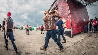Doors Open: Die Crowd hat Bock auf Rock am Ring! - RON_8662.jpg-97432 (Foto: DASDING / Ronny Zimmermann) Doors Open: Die Crowd hat Bock auf Rock am Ring! - RON_8662.jpg-97432