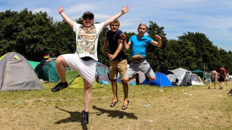 Jump, jump, jump bei Rock am Ring 2014 - rar14 jump CR-2918.jpg-131613 (Foto: SWR3)