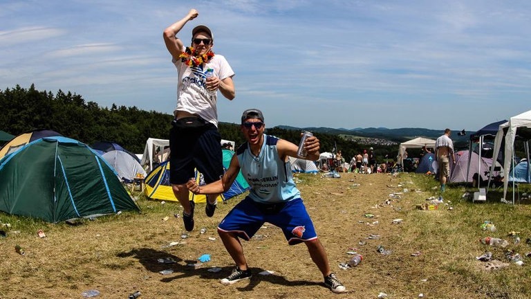 Jump, jump, jump bei Rock am Ring 2014 - rar14 jump CR-2985.jpg-131623 (Foto: SWR3)