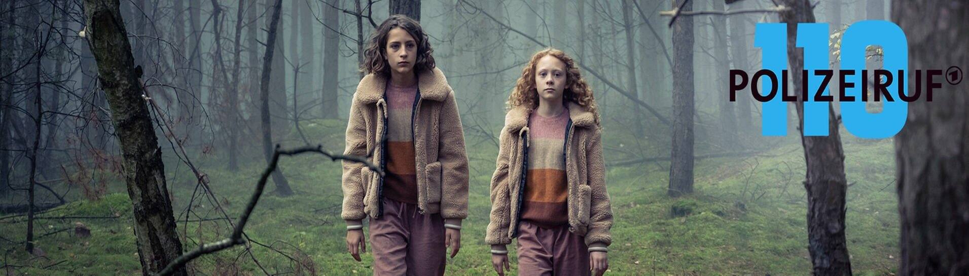 2 Mädchen laufen durch einen Wald (Foto: ard-foto s2-intern/extern, MDR / filmpool fiction / Conny Klein)