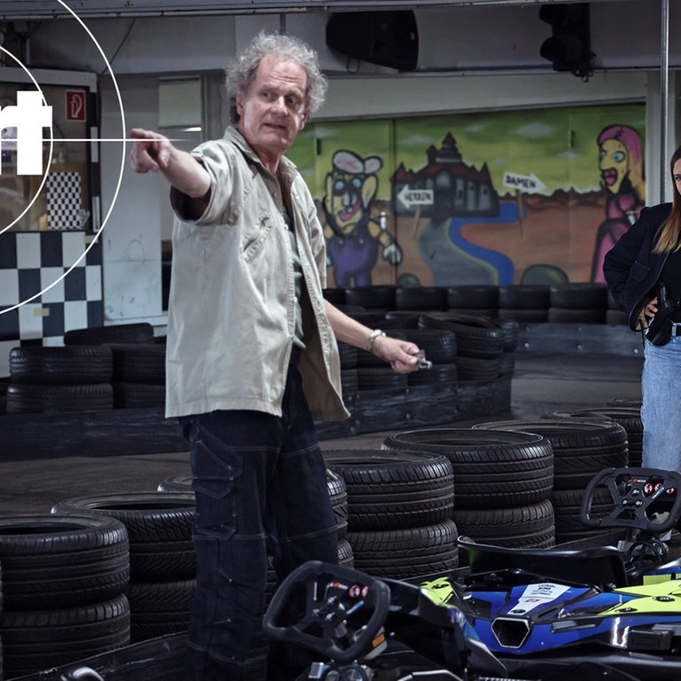 Ermittler auf einr Kartbahn (Foto: ard-foto s2-intern/extern, Radio Bremen / Jörg Landsberg)
